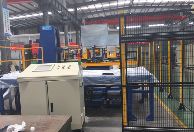 Special machine equipment for inner bladder winding pipe of CNC freezer